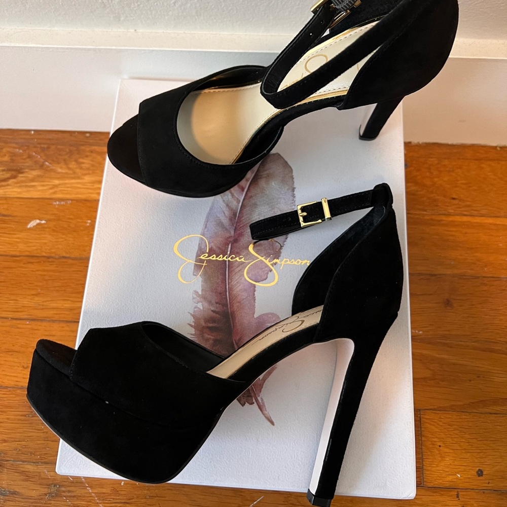 Jessica Simpson JS- Beeya black suede ankle strap platform heels BRAND NEW